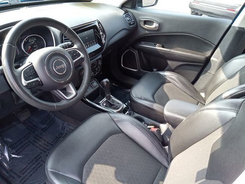 Used 2021 Jeep Compass Latitude image 12