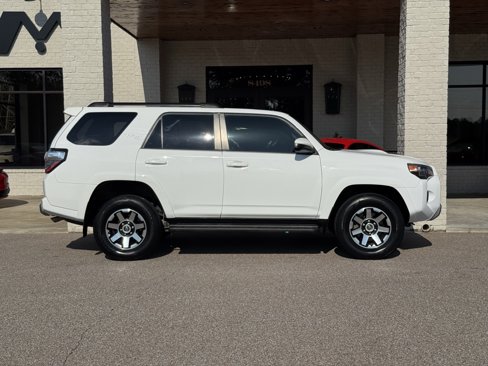 Used 2022 Toyota 4Runner TRD Off-Road image 14