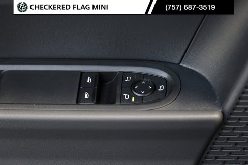 Used 2025 MINI Cooper S image 23