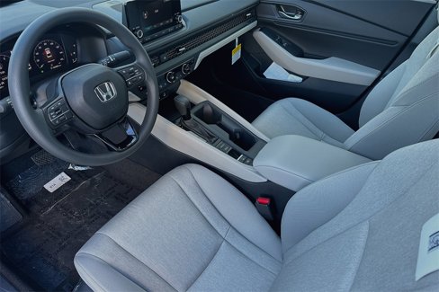Used 2024 Honda Accord EX image 6