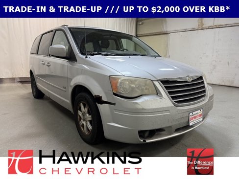 Used 2008 Chrysler Town & Country Touring image 1