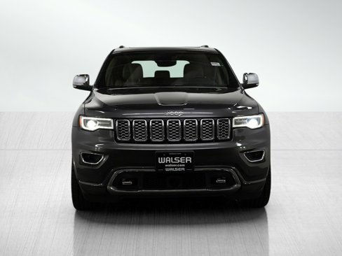 Used 2017 Jeep Grand Cherokee Overland w/ Jeep Active Safety Group image 8