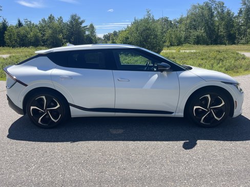 Certified 2022 Kia EV6 GT-Line w/ GT-Line Suede Seat Package image 4