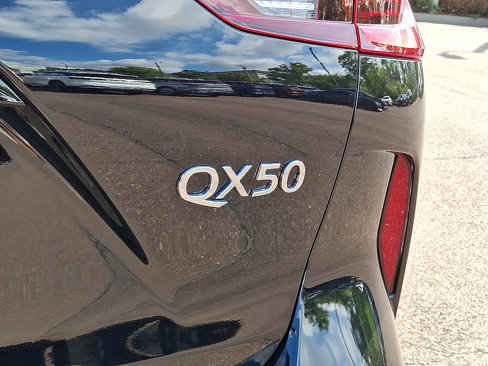 Certified 2024 INFINITI QX50 Luxe image 34