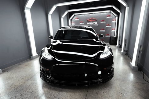 Used 2021 Tesla Model 3 Standard Range Plus image 3