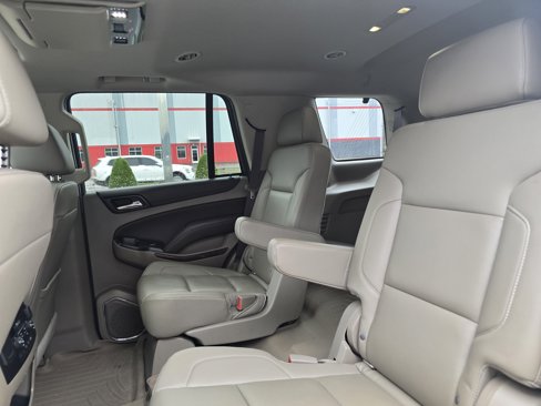 Used 2017 Chevrolet Tahoe LT w/ LT Signature Package image 11