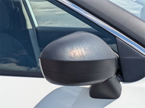 Used 2024 Nissan Rogue S image 8
