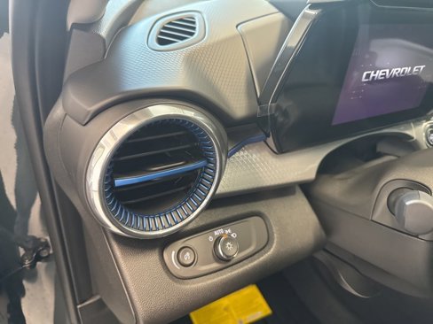 New 2025 Chevrolet Trax LT w/ Driver Confidence Package image 15
