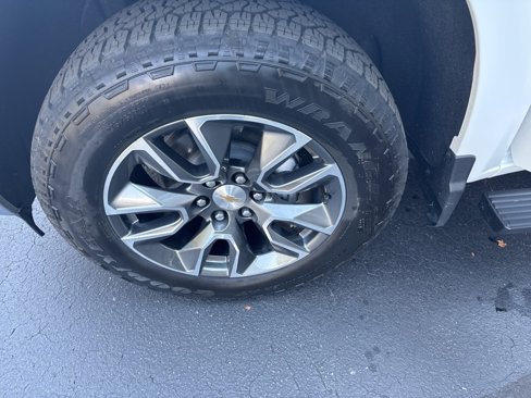 Certified 2025 Chevrolet Silverado 1500 LT image 18