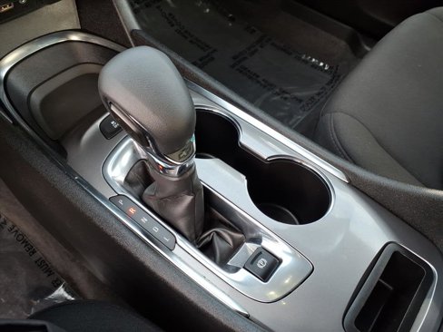Used 2024 Chevrolet Malibu LT image 24
