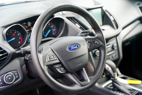 Used 2019 Ford Escape SE image 10