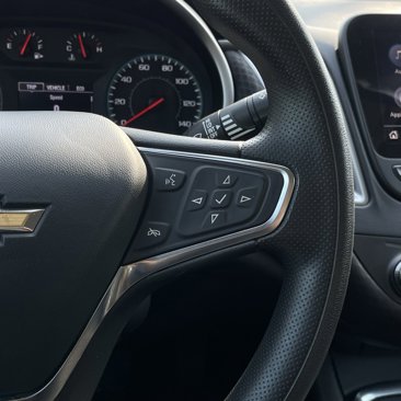 Used 2023 Chevrolet Malibu LT image 13