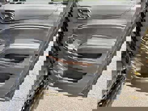Used 2020 Chevrolet Suburban LS w/ Max Trailering Package image 16