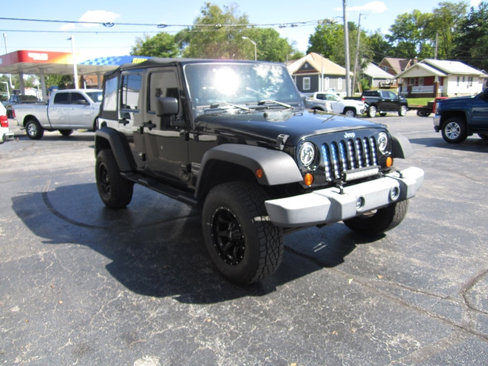 Used 2010 Jeep Wrangler Unlimited Sport image 5