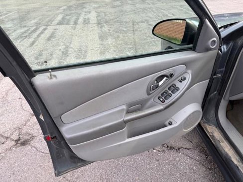 Used 2005 Chevrolet Malibu LS image 13