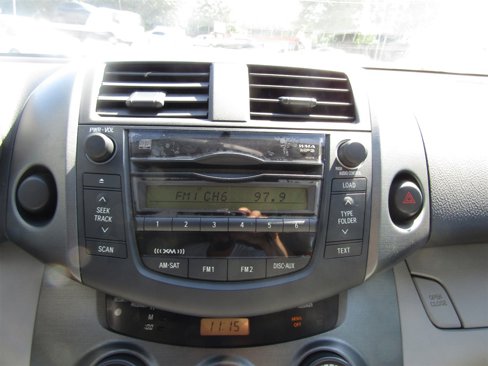 Used 2011 Toyota RAV4 2WD image 29