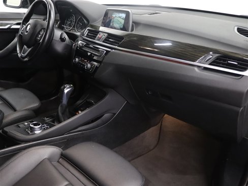 Used 2018 BMW X1 xDrive28i image 18