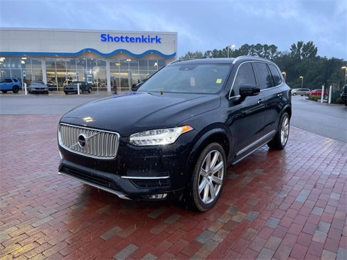 Used 2017 Volvo XC90 T6 Inscription w/ Vision Package image 1