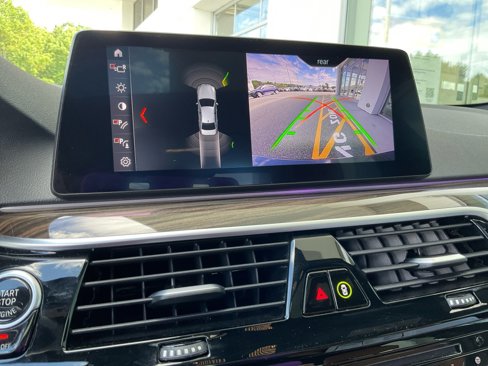 Used 2019 BMW 530i w/ Luxury Package image 19