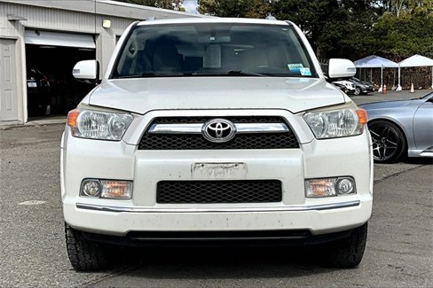 Used 2011 Toyota 4Runner SR5 image 3