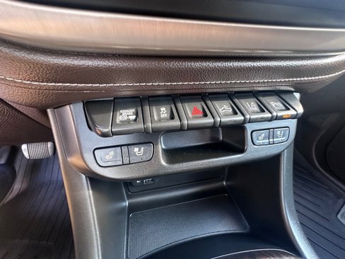 Certified 2021 GMC Canyon Denali image 21