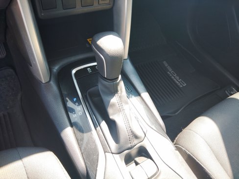 Used 2022 Toyota Corolla Cross LE image 15