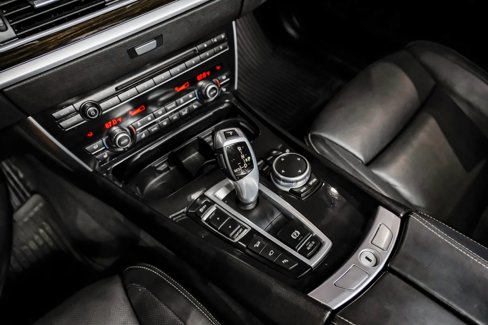 Used 2017 BMW 535i Gran Turismo xDrive image 29