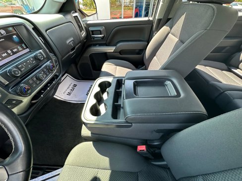 Used 2018 Chevrolet Silverado 1500 LT w/ All Star Edition image 18