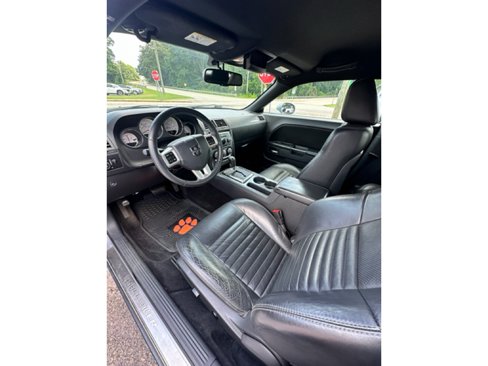 Used 2014 Dodge Challenger SXT Plus image 11
