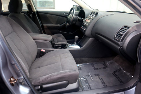 Used 2010 Nissan Altima 3.5 SR w/ Sport Pkg image 40