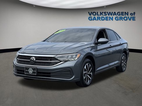 Used 2023 Volkswagen Jetta S image 5
