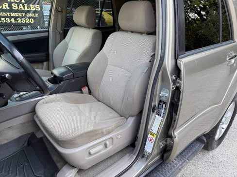 Used 2008 Toyota 4Runner SR5 image 5