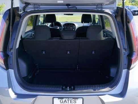 Used 2024 Kia Soul LX w/ Option Group 015 image 7
