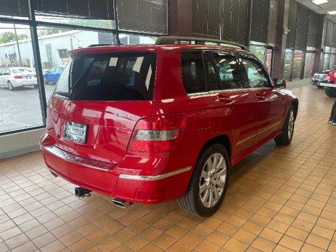 Used 2011 Mercedes-Benz GLK 350 4MATIC image 6