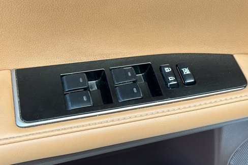 Used 2018 Lexus ES 350 w/ Navigation System Package image 12