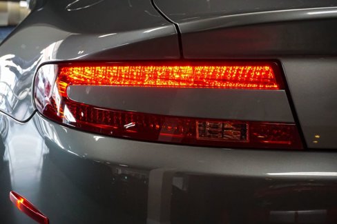 Used 2007 Aston Martin V8 Vantage Coupe image 64