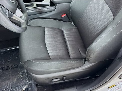 Used 2023 Nissan Altima 2.5 SV image 18