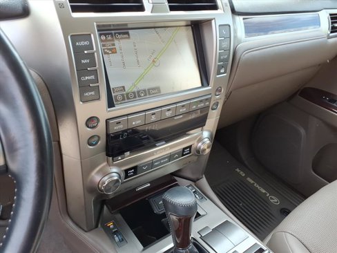 Used 2019 Lexus GX 460 Premium image 16