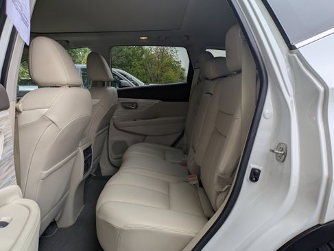 Used 2018 Nissan Murano SL w/ Moonroof Package image 9