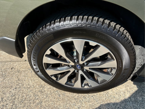 Used 2017 Subaru Outback 3.6R Limited image 31