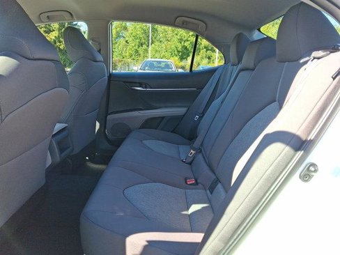 Certified 2022 Toyota Camry LE image 14