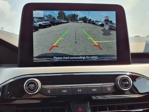 Used 2020 Ford Escape SEL image 18