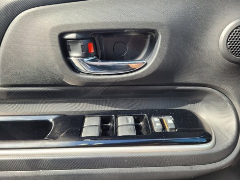 Used 2016 Toyota Prius C Four image 22