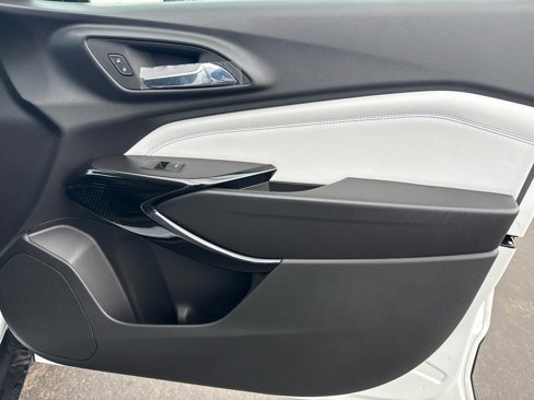 New 2025 Chevrolet Trax LT w/ LT Convenience Package image 30
