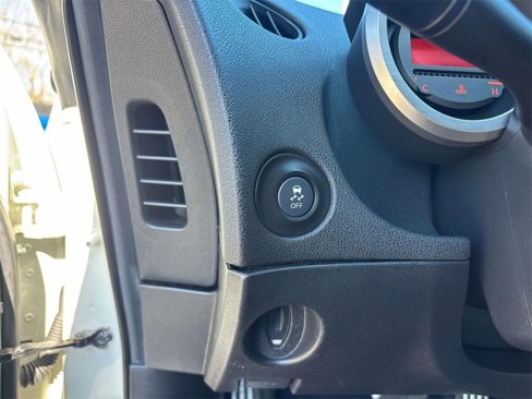 Used 2013 Nissan 370Z Touring w/ Sport Pkg image 15