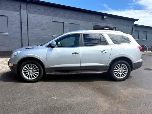 Used 2012 Buick Enclave Leather image 2