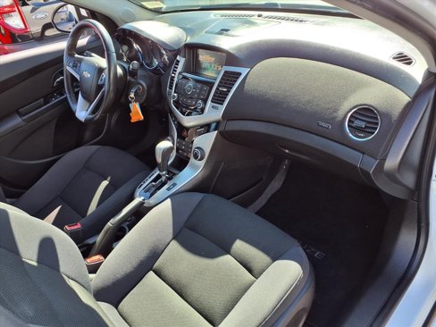 Used 2014 Chevrolet Cruze LT w/ RS Package image 22
