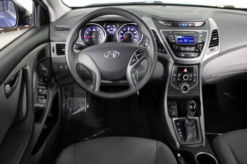 Used 2016 Hyundai Elantra SE image 16