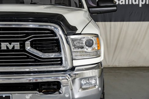 Used 2018 RAM 2500 Longhorn w/ Longhorn Southfork Package image 40