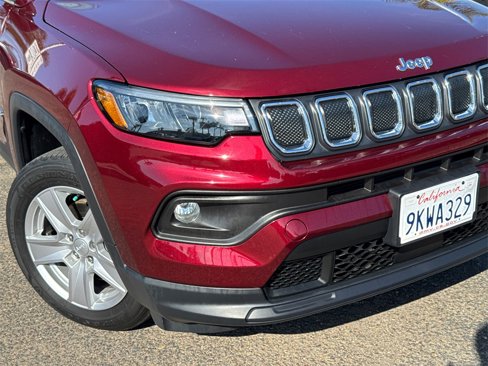 Used 2022 Jeep Compass Latitude image 6